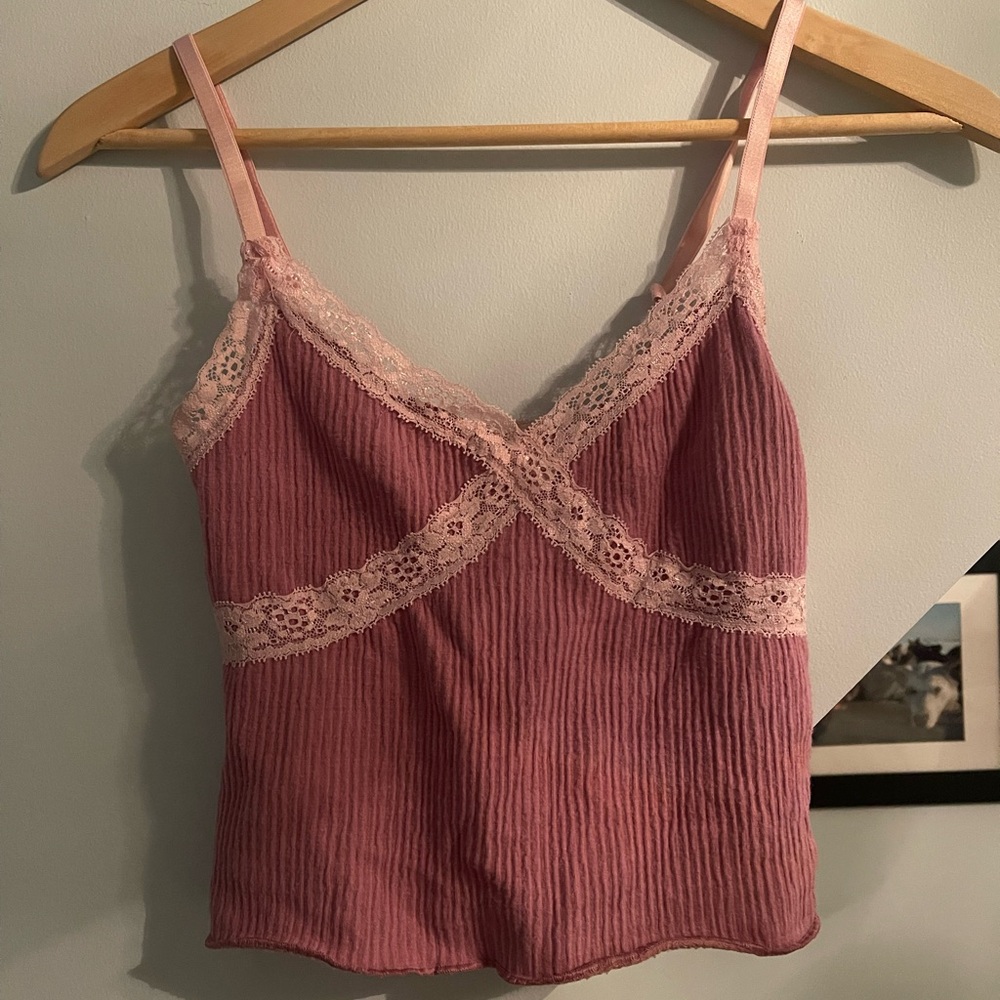 women’s tank top